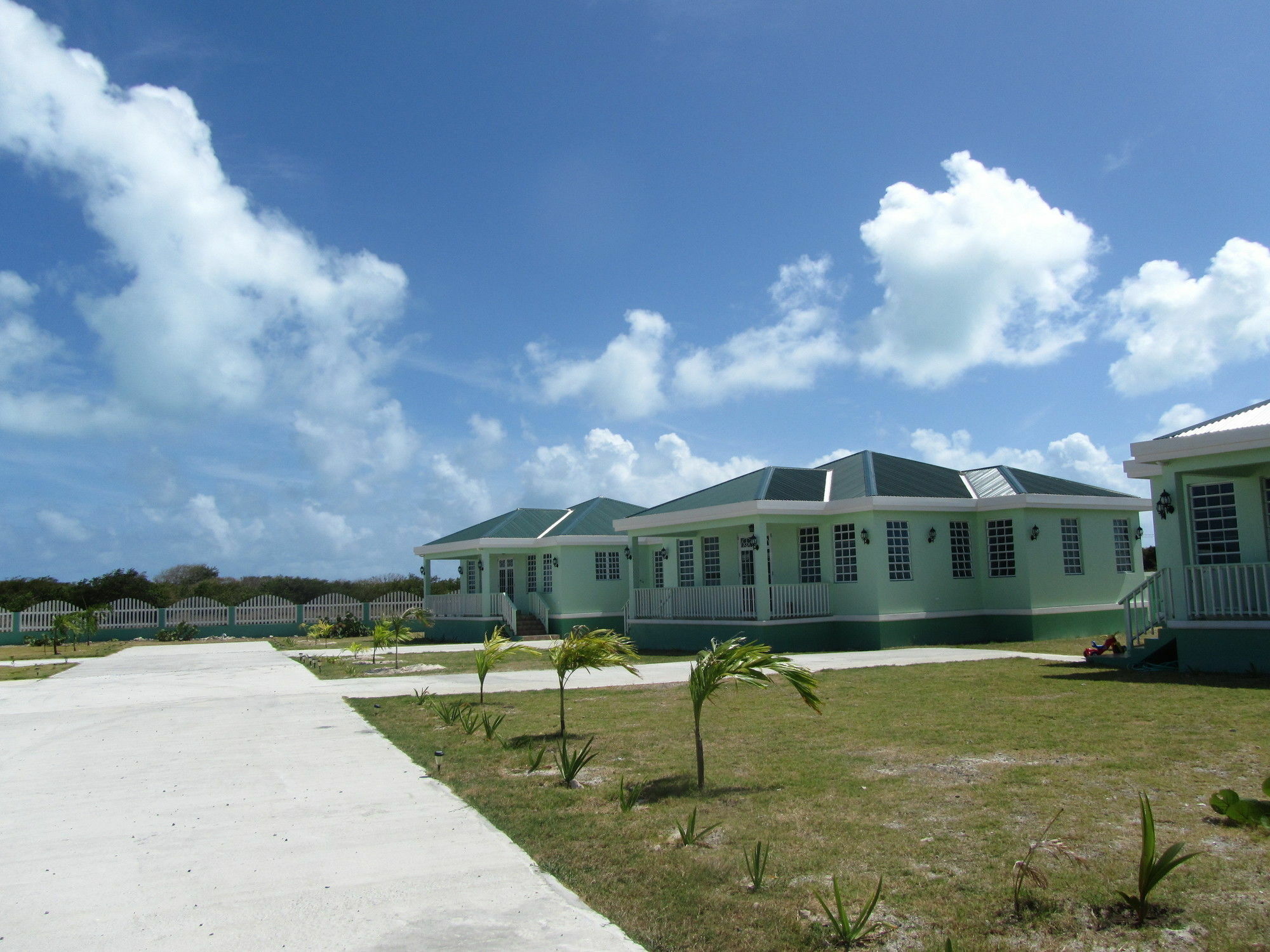 Sea Grape Villas The Settlement Экстерьер фото