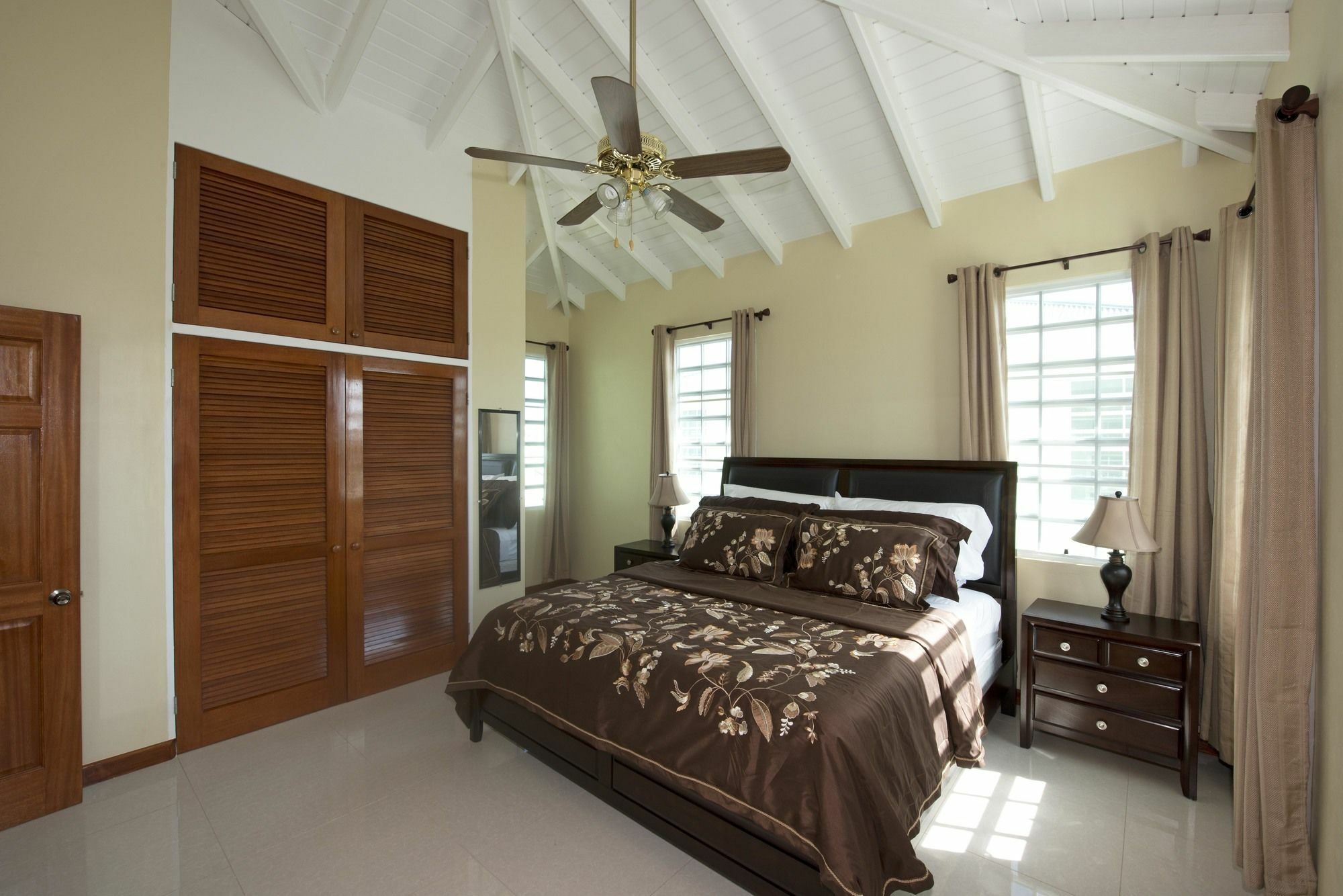 Sea Grape Villas The Settlement Экстерьер фото