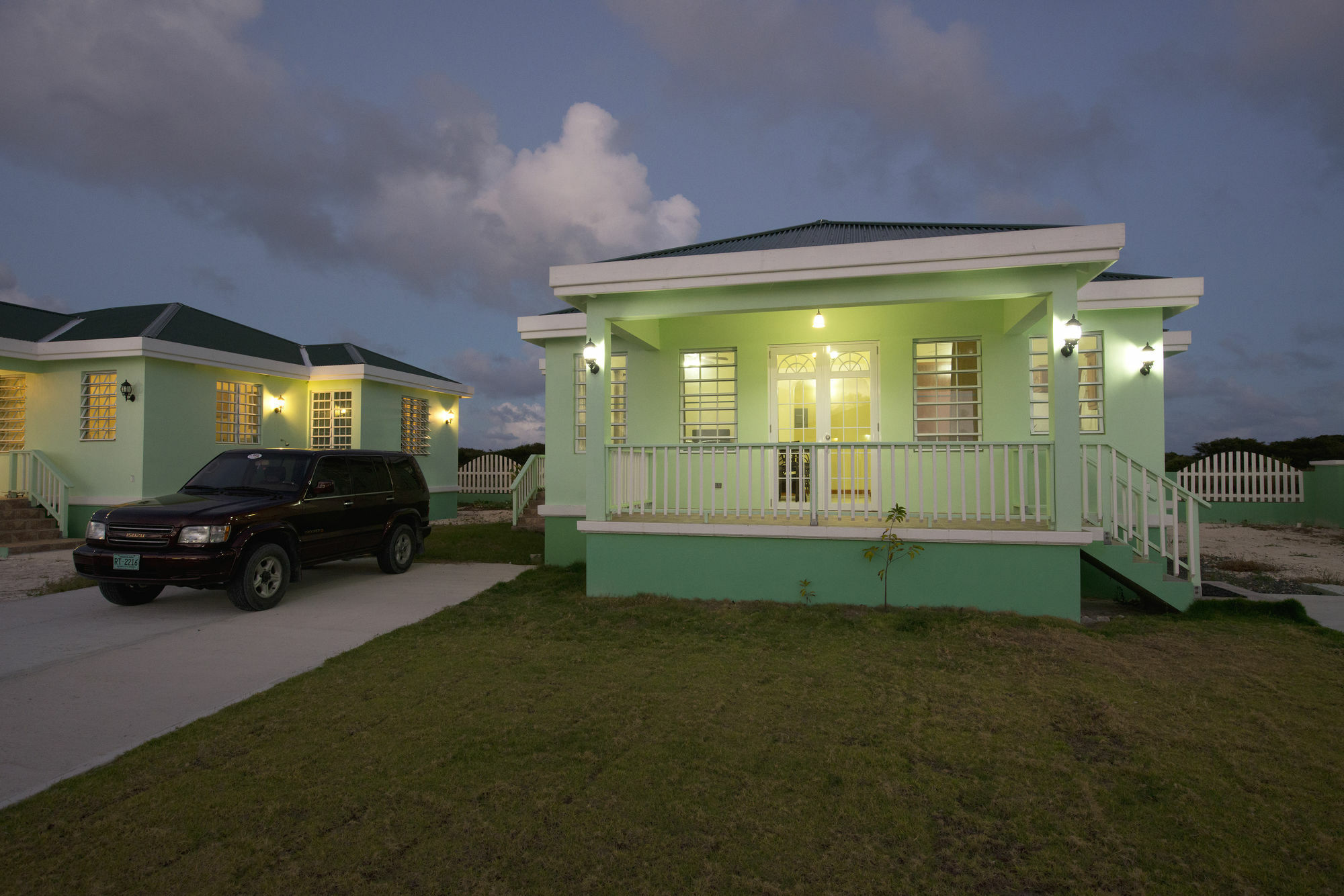 Sea Grape Villas The Settlement Экстерьер фото