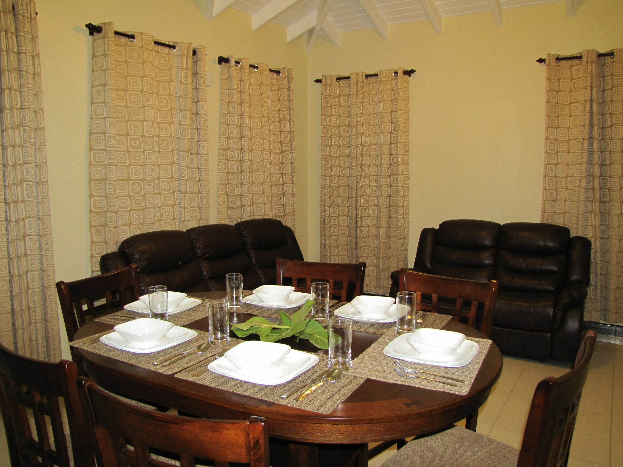 Sea Grape Villas The Settlement Экстерьер фото