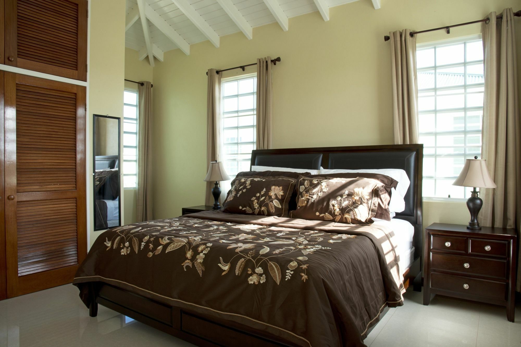 Sea Grape Villas The Settlement Экстерьер фото